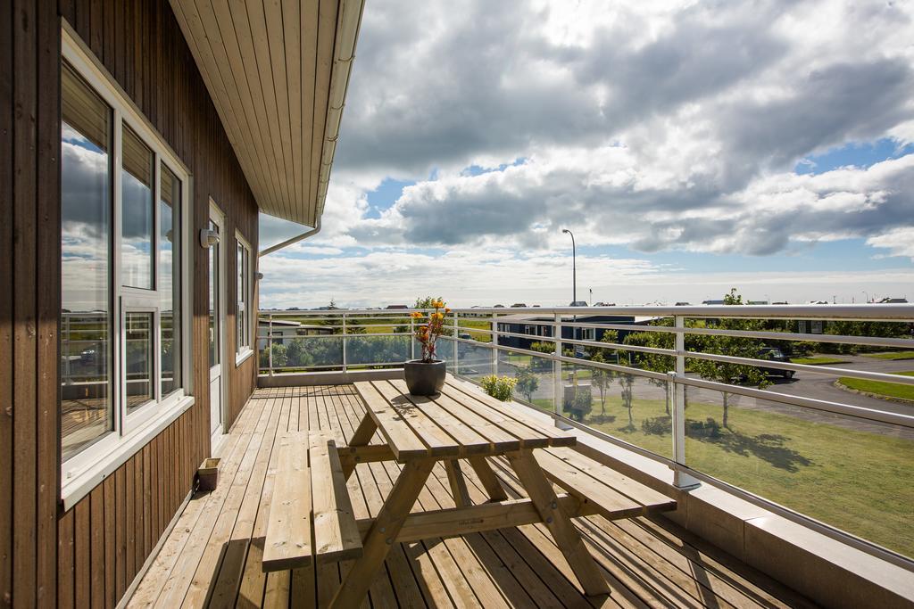 Kvoeldstjarnan Gistiheimili Hotel Stokkseyri Bagian luar foto