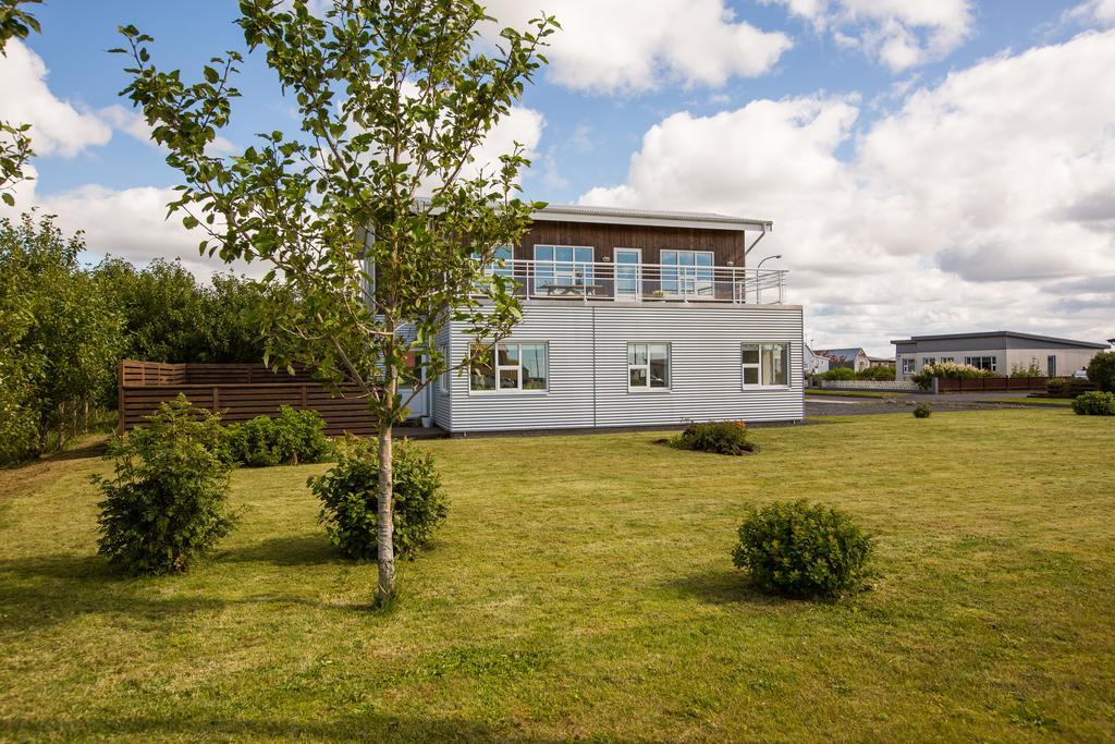 Kvoeldstjarnan Gistiheimili Hotel Stokkseyri Bagian luar foto