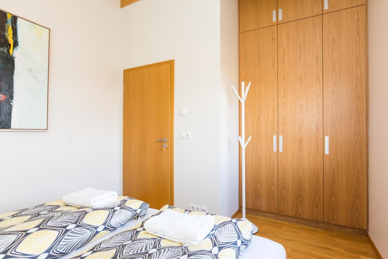 Kvoeldstjarnan Gistiheimili Hotel Stokkseyri Bagian luar foto