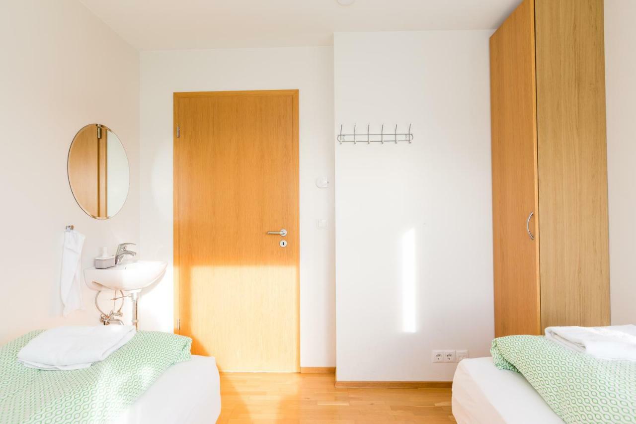 Kvoeldstjarnan Gistiheimili Hotel Stokkseyri Bagian luar foto